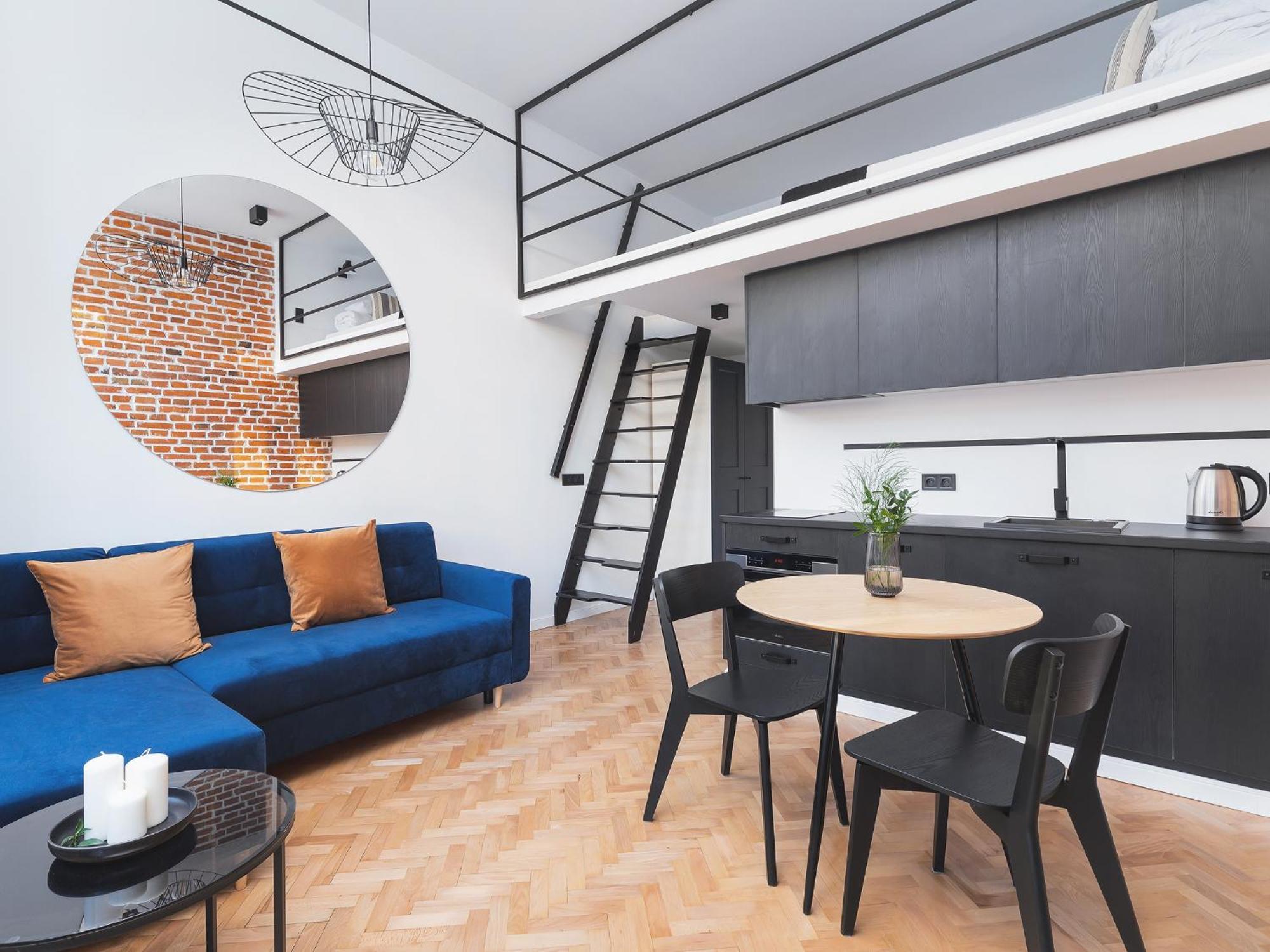 One-Bedroom Apartment